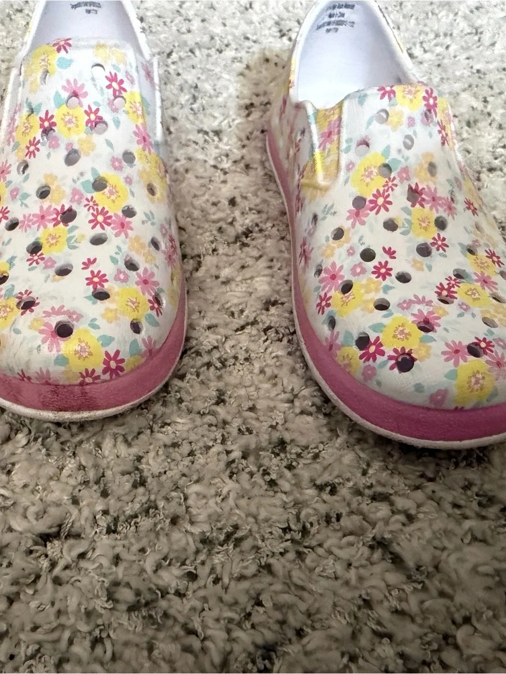 Cat & Jack Floral Slip-Ons in Pink, Yellow & White waterproof Euc size 10